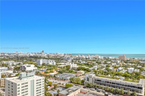 Copropriété à vendre à Miami Beach, Floride: 2 chambres, 100.15 m2 № 954042 - photo 21