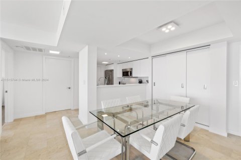 Copropriété à vendre à Miami Beach, Floride: 2 chambres, 100.15 m2 № 954042 - photo 6