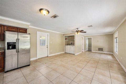 Villa ou maison à vendre à Odessa, Floride: 5 chambres, 219.44 m2 № 1312542 - photo 15