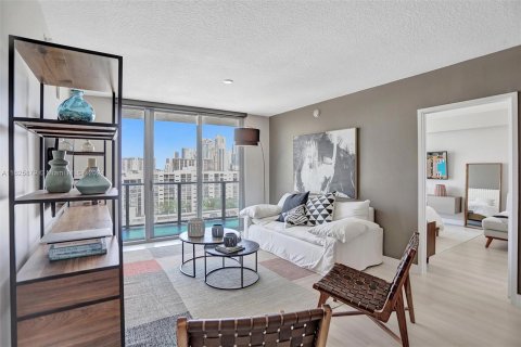 Copropriété à vendre à Sunny Isles Beach, Floride: 3 chambres, 141.58 m2 № 1272233 - photo 1