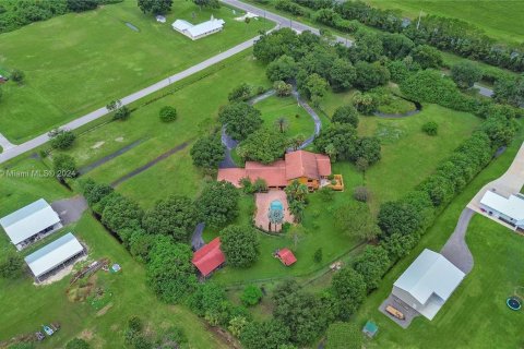 Villa ou maison à vendre à Okeechobee, Floride: 5 chambres, 381.55 m2 № 1272230 - photo 25