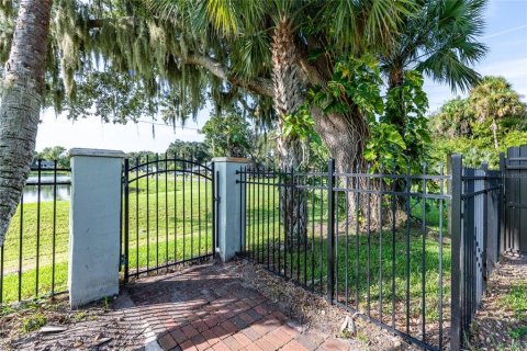 Villa ou maison à vendre à Edgewater, Floride: 3 chambres, 188.22 m2 № 1364622 - photo 27