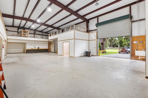 Propiedad comercial en alquiler en Bushnell, Florida, 580.64 m2 № 1364624 - foto 19