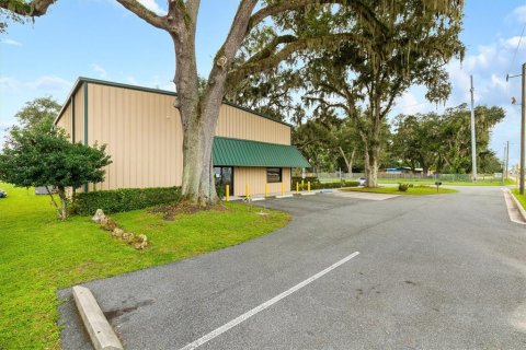 Immobilier commercial à louer à Bushnell, Floride: 580.64 m2 № 1364624 - photo 5