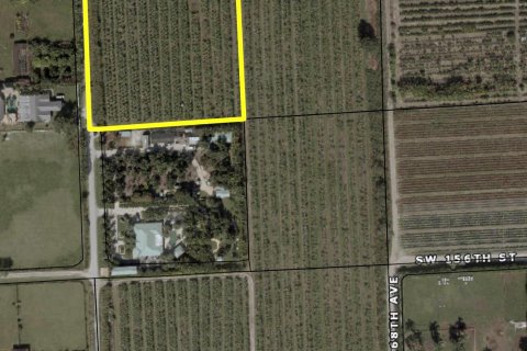 Купить земельный участок в Майами, Флорида № 733000 - фото 3