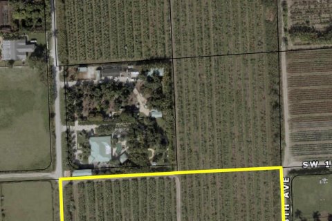 Купить земельный участок в Майами, Флорида № 733000 - фото 4