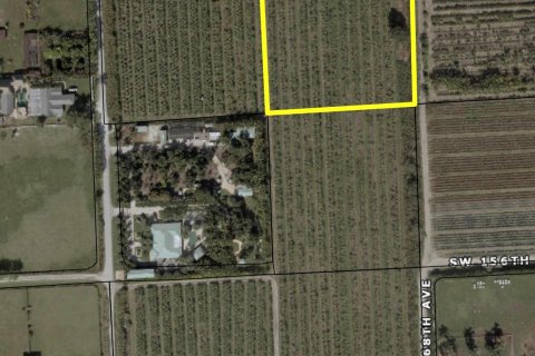Купить земельный участок в Майами, Флорида № 733000 - фото 2