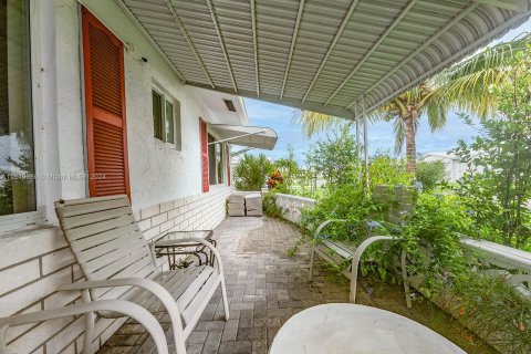 Villa ou maison à vendre à Boynton Beach, Floride: 2 chambres, 122.35 m2 № 1333703 - photo 12