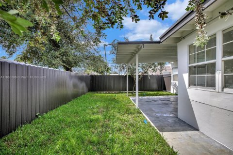 Villa ou maison à louer à Oakland Park, Floride: 4 chambres, 135.08 m2 № 1367216 - photo 11