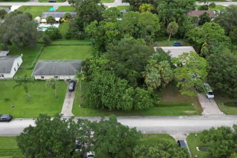 Terreno en venta en St. Lucie, Florida № 1367210 - foto 3