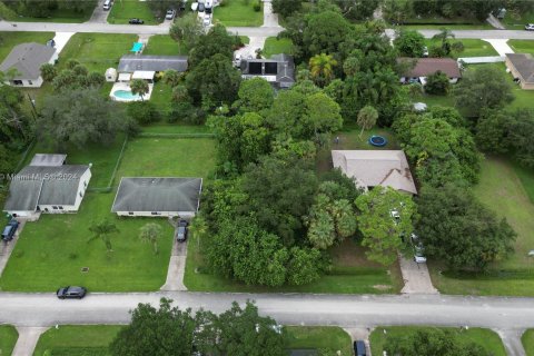 Terrain à vendre à St. Lucie, Floride № 1367210 - photo 5