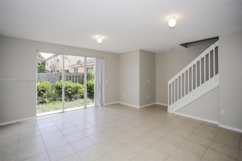 Casa en alquiler en Homestead, Florida, 4 dormitorios, 143.44 m2 № 1367214 - foto 4