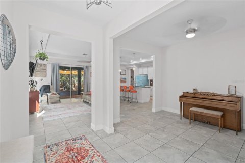 Villa ou maison à vendre à DeLand, Floride: 3 chambres, 173.54 m2 № 1385340 - photo 6