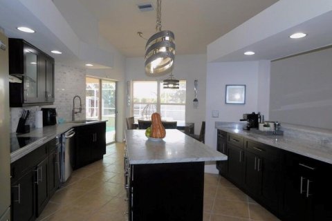 Casa en venta en Lehigh Acres, Florida, 3 dormitorios, 225.47 m2 № 1116956 - foto 18