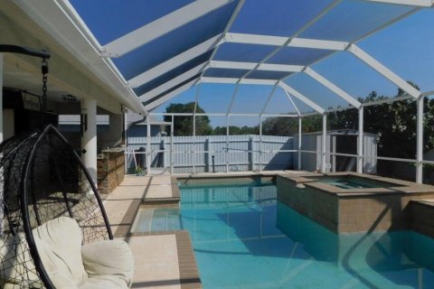 Casa en venta en Lehigh Acres, Florida, 3 dormitorios, 225.47 m2 № 1116956 - foto 3