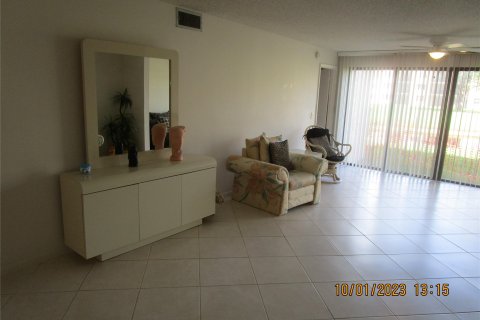 Copropriété à vendre à Sunrise, Floride: 2 chambres, 127.28 m2 № 750609 - photo 23