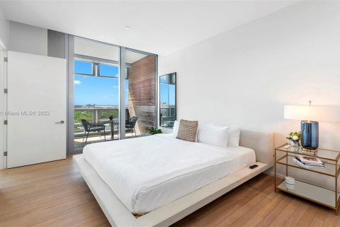 Condominio en alquiler en Miami Beach, Florida, 1 dormitorio, 91.23 m2 № 8212 - foto 14