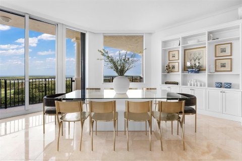 Condo in Coral Gables, Florida, 4 bedrooms  № 1365706 - photo 4