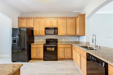 Condo in Kissimmee, Florida, 2 bedrooms  № 1366171 - photo 4