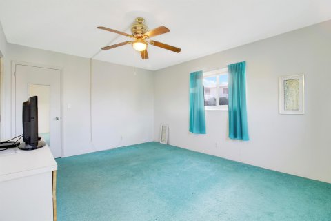 Copropriété à vendre à Lake Worth, Floride: 2 chambres, 83.05 m2 № 925575 - photo 16