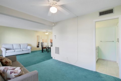 Condominio en venta en Lake Worth, Florida, 2 dormitorios, 83.05 m2 № 925575 - foto 12