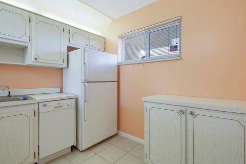 Condominio en venta en Lake Worth, Florida, 2 dormitorios, 83.05 m2 № 925575 - foto 9
