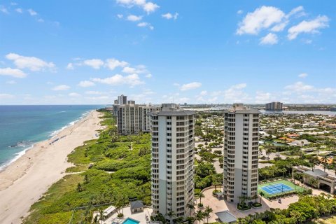 Condo in Riviera Beach, Florida, 2 bedrooms  № 696974 - photo 27