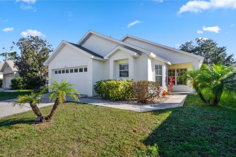 Villa ou maison à vendre à Kissimmee, Floride: 4 chambres, 161.65 m2 № 1314910 - photo 2