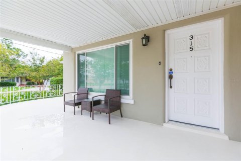 Villa ou maison à vendre à Tampa, Floride: 3 chambres, 171.31 m2 № 1247473 - photo 5