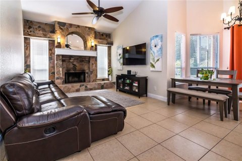 Casa en venta en Orlando, Florida, 3 dormitorios, 191.75 m2 № 1403811 - foto 9