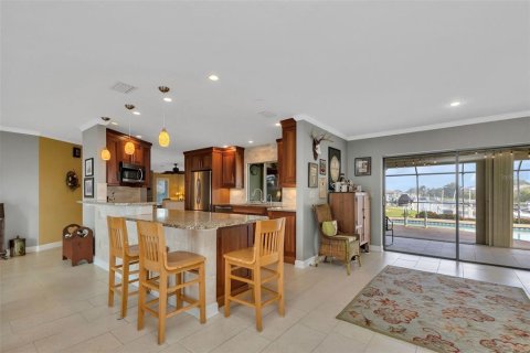 Casa en venta en Punta Gorda, Florida, 3 dormitorios, 235.23 m2 № 875151 - foto 8