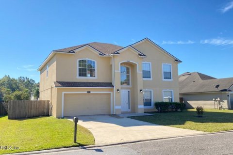 Villa ou maison à louer à Orange Park, Floride: 6 chambres, 331.66 m2 № 834646 - photo 1