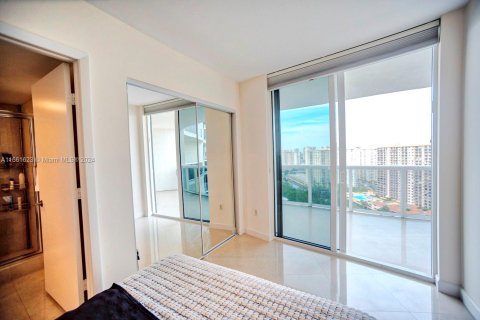 Copropriété à louer à Sunny Isles Beach, Floride: 2 chambres, 175.21 m2 № 1368918 - photo 15