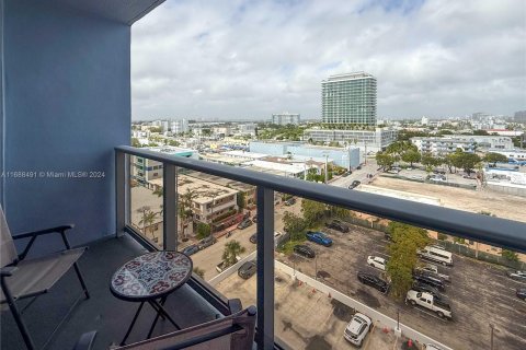 Condo in Miami Beach, Florida, 1 bedroom  № 1431386 - photo 9