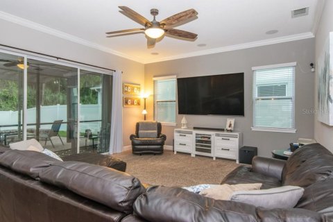Casa en venta en Tampa, Florida, 4 dormitorios, 233.28 m2 № 1088243 - foto 25