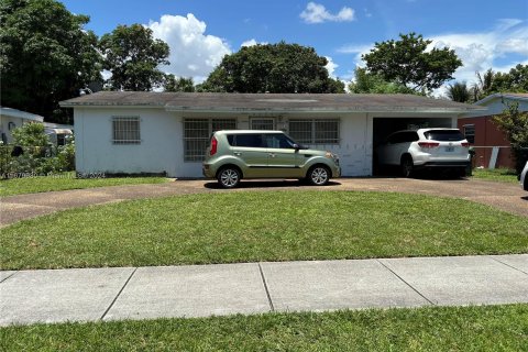 House in Fort Lauderdale, Florida 3 bedrooms, 130.81 sq.m. № 1409229 - photo 4