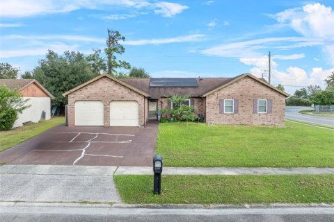 Villa ou maison à vendre à Orlando, Floride: 3 chambres, 142.7 m2 № 1403747 - photo 2