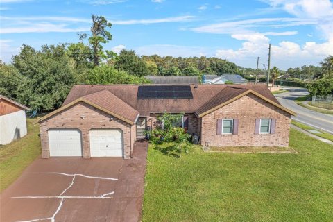 Villa ou maison à vendre à Orlando, Floride: 3 chambres, 142.7 m2 № 1403747 - photo 1