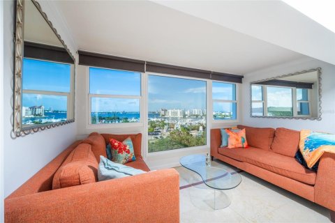 Condominio en venta en Sarasota, Florida, 1 dormitorio, 76.18 m2 № 1403782 - foto 21