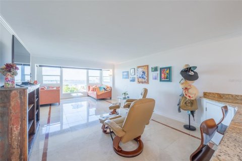 Condominio en venta en Sarasota, Florida, 1 dormitorio, 76.18 m2 № 1403782 - foto 13