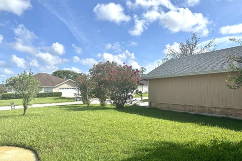 House in Jacksonville, Florida 4 bedrooms, 180.32 sq.m. № 769288 - photo 3