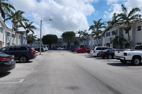 Touwnhouse à vendre à Homestead, Floride: 3 chambres, 141.03 m2 № 1119251 - photo 17