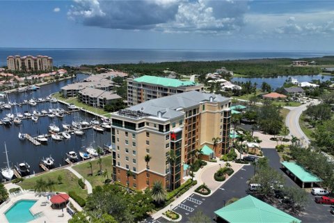 Copropriété à vendre à Punta Gorda, Floride: 2 chambres, 75.16 m2 № 625555 - photo 2