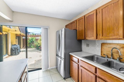 Touwnhouse à vendre à Boynton Beach, Floride: 2 chambres, 136.75 m2 № 1099883 - photo 24