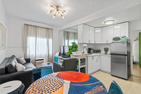 Copropriété à vendre à Miami Beach, Floride: 1 chambre, 38.09 m2 № 1367417 - photo 2