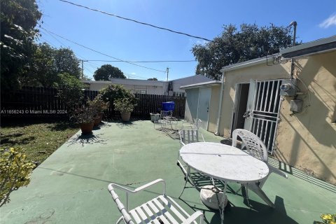 Casa en venta en Miami, Florida, 2 dormitorios, 95.41 m2 № 1366989 - foto 12