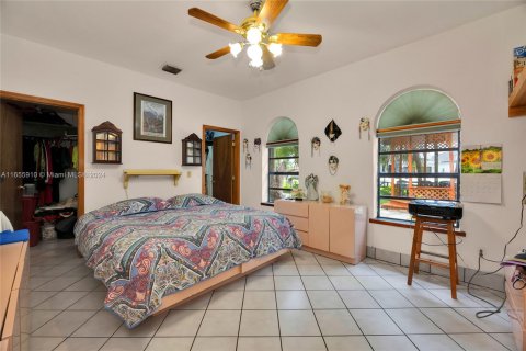 House in Miami, Florida 3 bedrooms, 178.37 sq.m. № 1366990 - photo 21