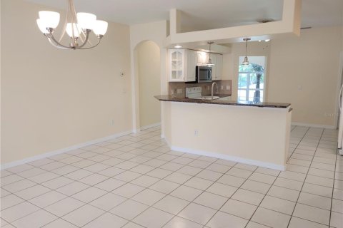 House in Venice, Florida 3 bedrooms, 150.41 sq.m. № 1363647 - photo 12