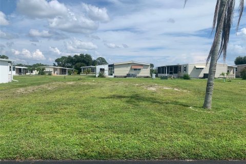 Terreno en venta en North Port, Florida № 1363648 - foto 1