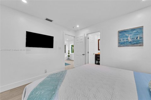 Casa en venta en Fort Lauderdale, Florida, 4 dormitorios, 101.64 m2 № 1153725 - foto 11